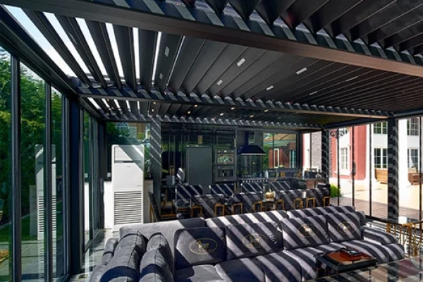 Aluminium-Louver-pergola